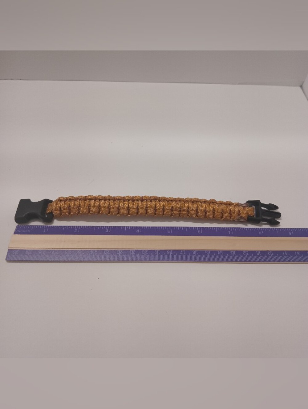 Men's Braided Paracord Bracelet in Metallic Gold - Picture 3 of 3